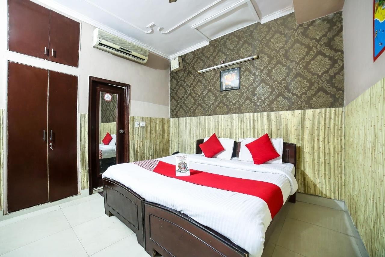 גורגאון Oyo Downtown Inn Near Leisure Valley Park מראה חיצוני תמונה